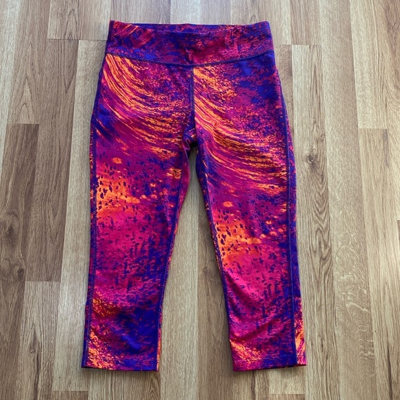 Xersion Pants - Colorful Statement Capri Leggings